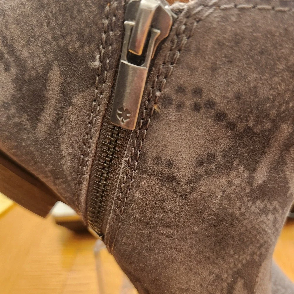 Lucky Brand Womens Basel Grey Snakeskin‎ Look Booties Size 8 M